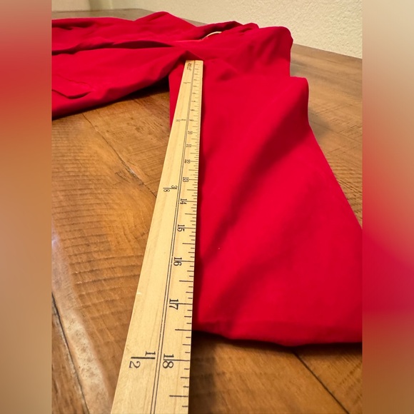 gorgeous rich red velvet 2XBlazer - Picture 2 of 7